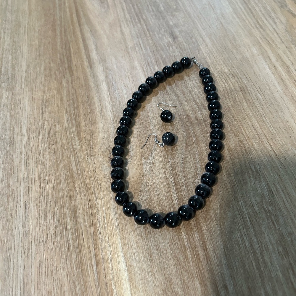 Elegant Black Beaded Necklace and Earring Set
